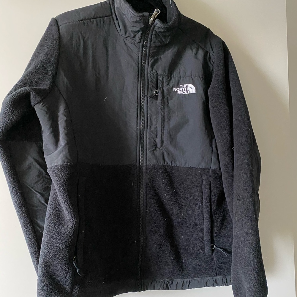Black North Face Fleece (Women’s Large)